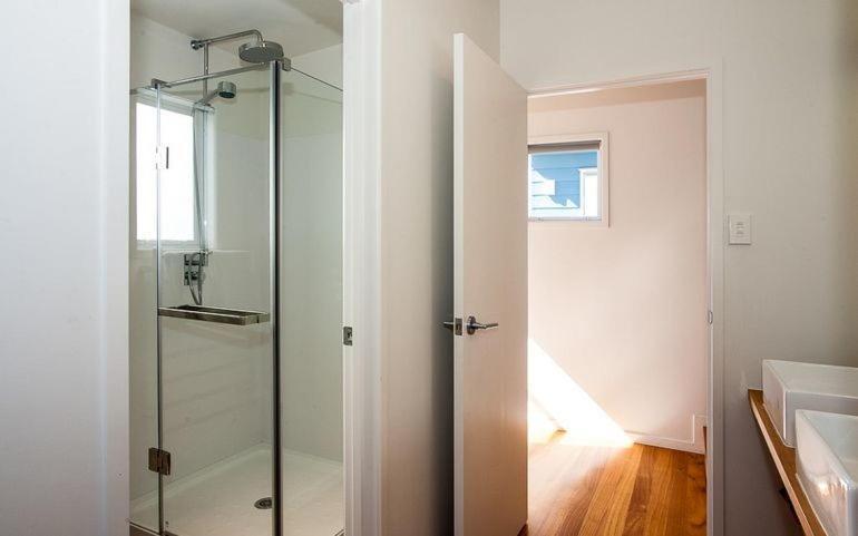 Shoreside - Tutukaka Holiday Home 외부 사진
